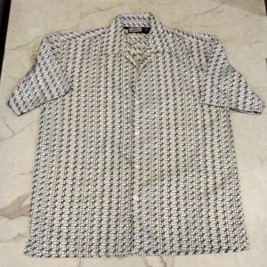 Preteur casual short sleeve button down shirt.
